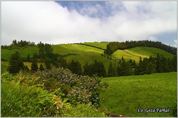 17_sete_cidades.jpg - Sete cidades, Mesto - Location: Ponta Delgada, Sao Miguel, Azores