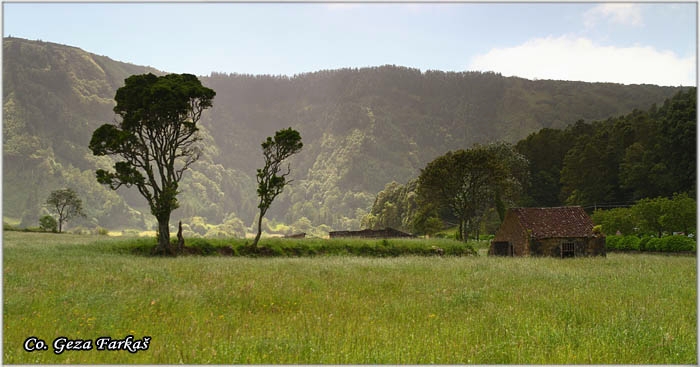 27_sete_cidades.jpg - Sete cidades, Mesto - Location: Ponta Delgada, Sao Miguel, Azores