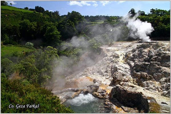 04_furnas.jpg - Thermal pool in Furnas, Vulkanski iyvori vrele vode, Mesto - Location:  Sao Miguel, Azores
